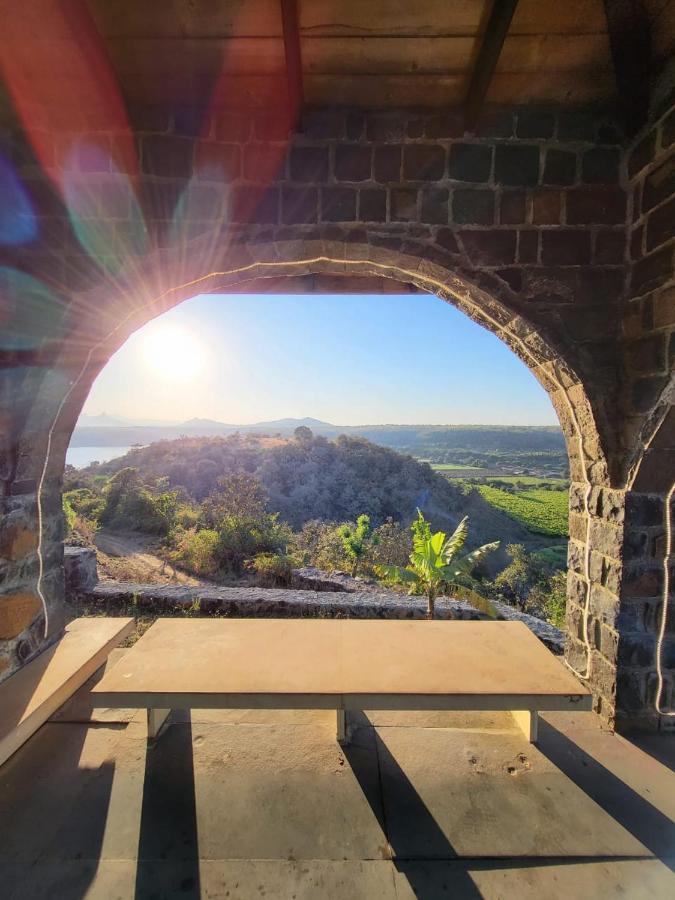 Eze Nof - A Hilltop Villa With 360º Water View Nashik Dış mekan fotoğraf